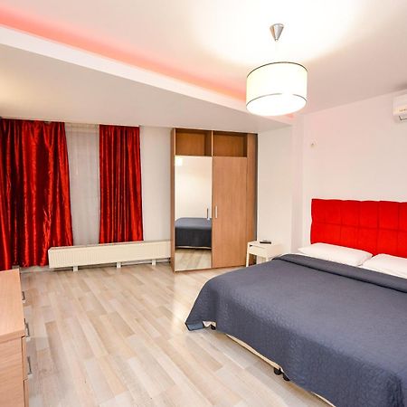 Dracula Adventure Tours Accommodation Bucureşti Exterior foto