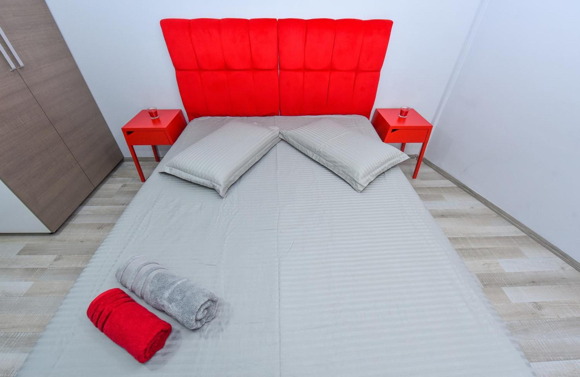 Dracula Adventure Tours Accommodation Bucureşti Exterior foto