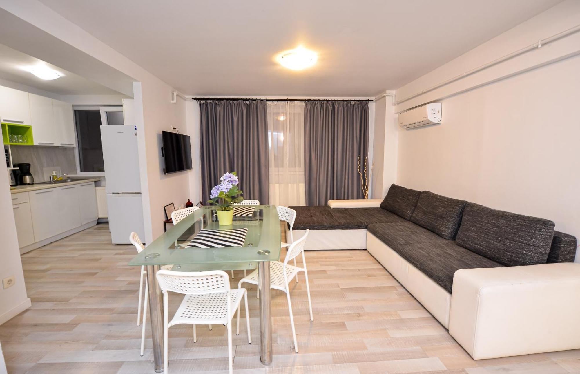 Dracula Adventure Tours Accommodation Bucureşti Exterior foto