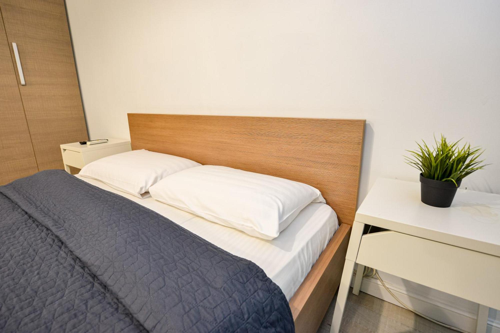 Dracula Adventure Tours Accommodation Bucureşti Exterior foto