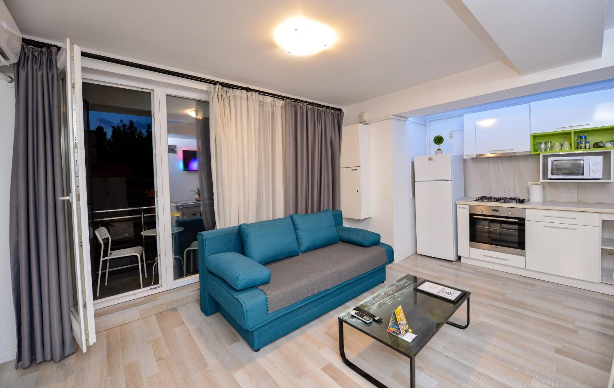 Dracula Adventure Tours Accommodation Bucureşti Exterior foto