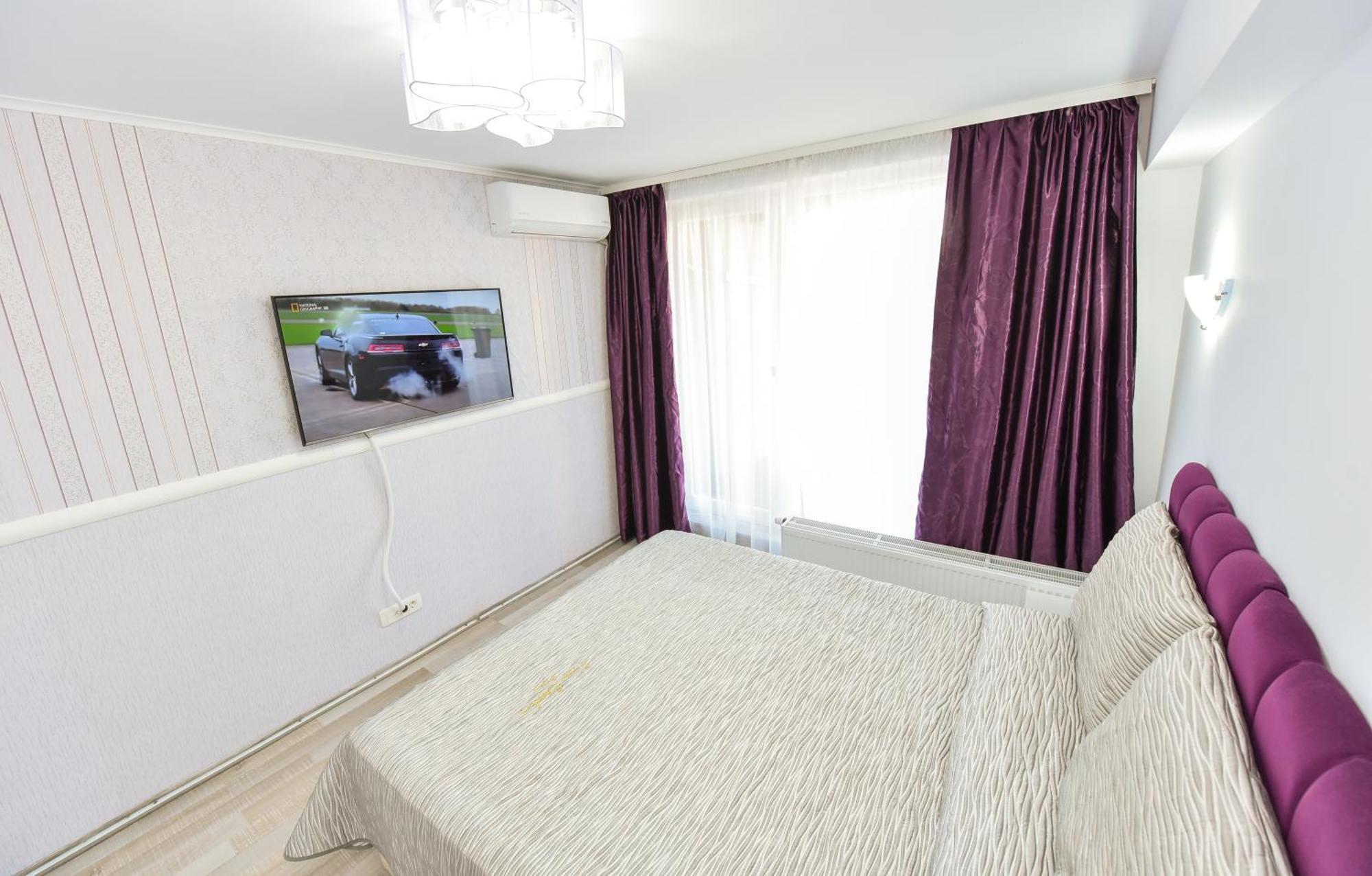Dracula Adventure Tours Accommodation Bucureşti Exterior foto